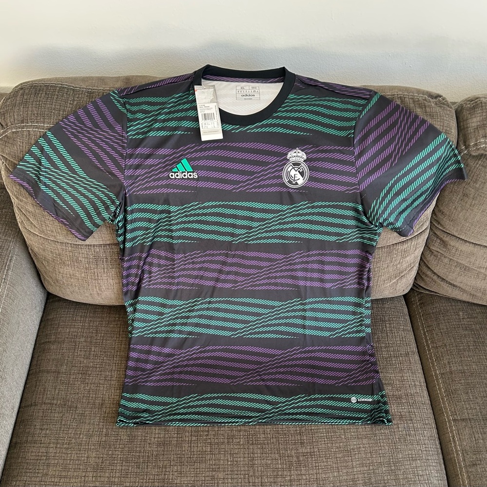 Adidas Authentic Real Madrid 2022/2023 Pre-Match Jersey HT8799 Men’s Sz: XL